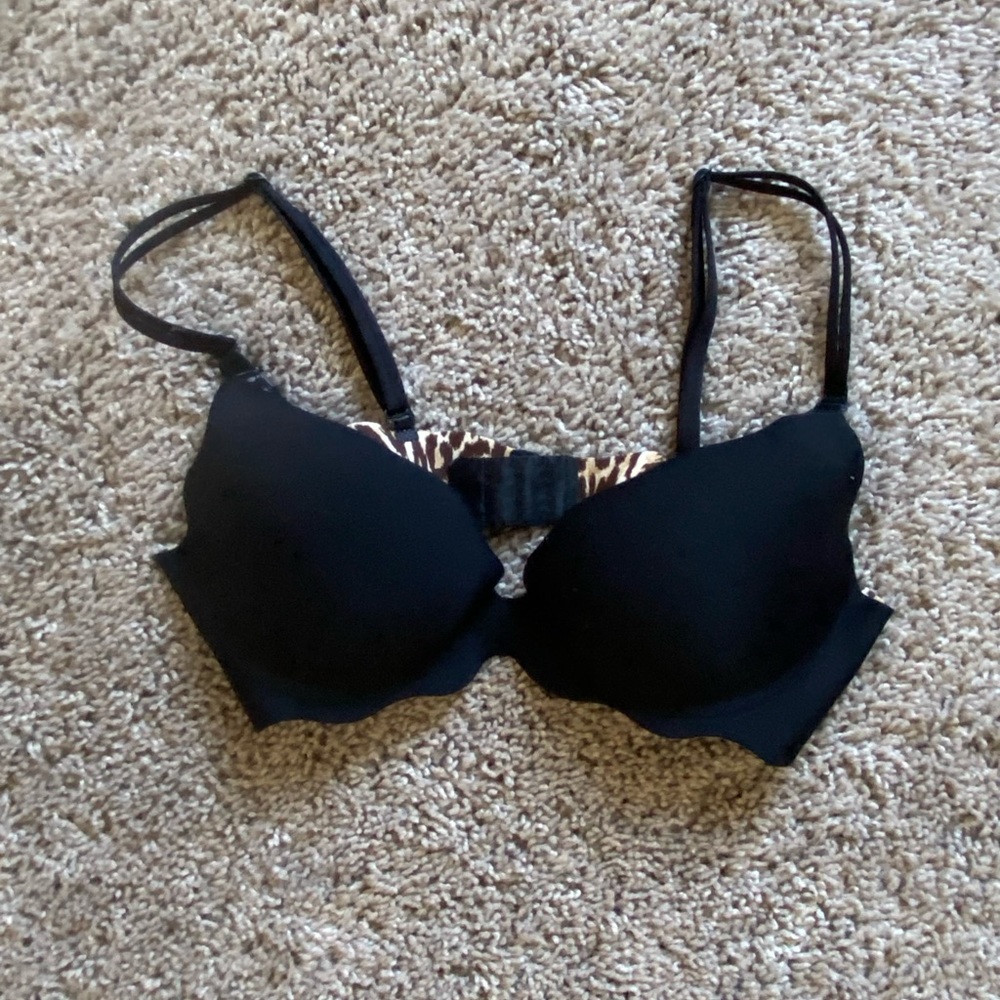 Victoria Secret Very Sexy bra